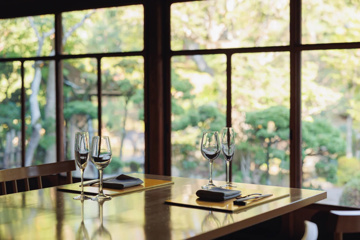 【個室確約 プロポーズプラン】京都の至極の懐石コース+乾杯ドリンク+オーダーメイドのデザートプレート★プロポーズプランナーの事前打ち合わせとリハーサル付!★伝統と格式が息づく歴史的空間で愛の告白を★プロポーズ丸投げ!の写真 3