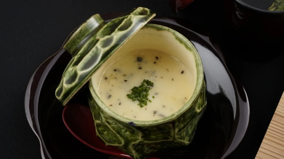 【個室確約/2名～12名★プラチナアニバーサリープラン】季節を味わえる豪華全9品懐石コース★乾杯酒スパークリング＋メッセージ付き特製ケーキ★108本のバラの花束＋リムジン周遊60分特典付き！★プロの写真撮影とボトルワインのお土産でいつまでも色あせないアニバーサリーのひとときを！ 料理