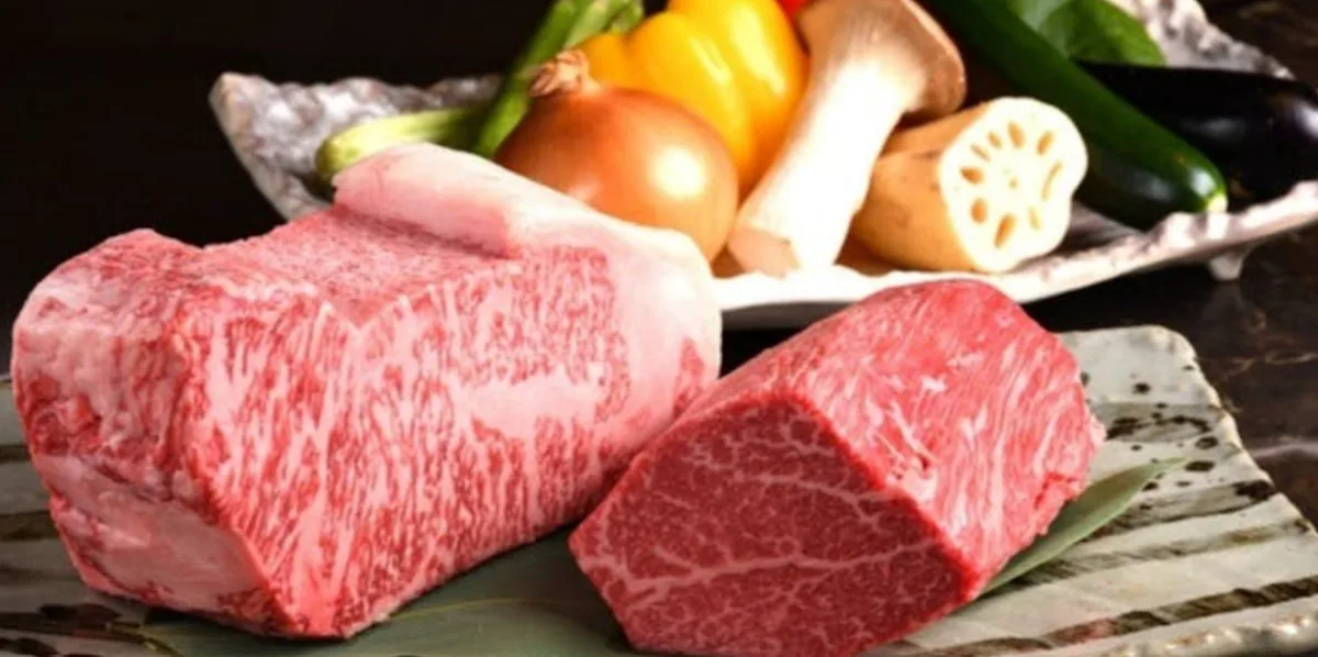 【最大６名×お祝いプラン】目の前で焼き上げる極上ステーキ×オマール海老含む全8品★メッセージ付きプレートorメッセージ付きホールケーキ＋乾杯スパークリング付★肥後橋で祝う特別なひととき 料理