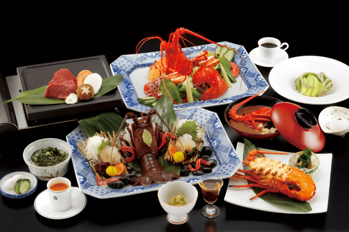 【最大6名 完全個室×接待・会食】伊勢海老と厳選肉料理を味わう全12品ランチ・ディナーコース+メッセージカード対応可能|神戸ハーバーランドでの商談・おもてなしに最適|絶景のロケーションの写真 4