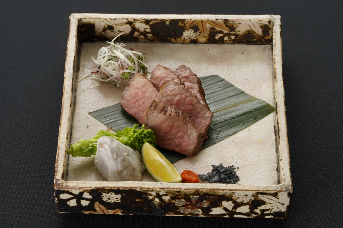 お子様お祝い膳＋懐石コース全7品＋乾杯スパークリング 8