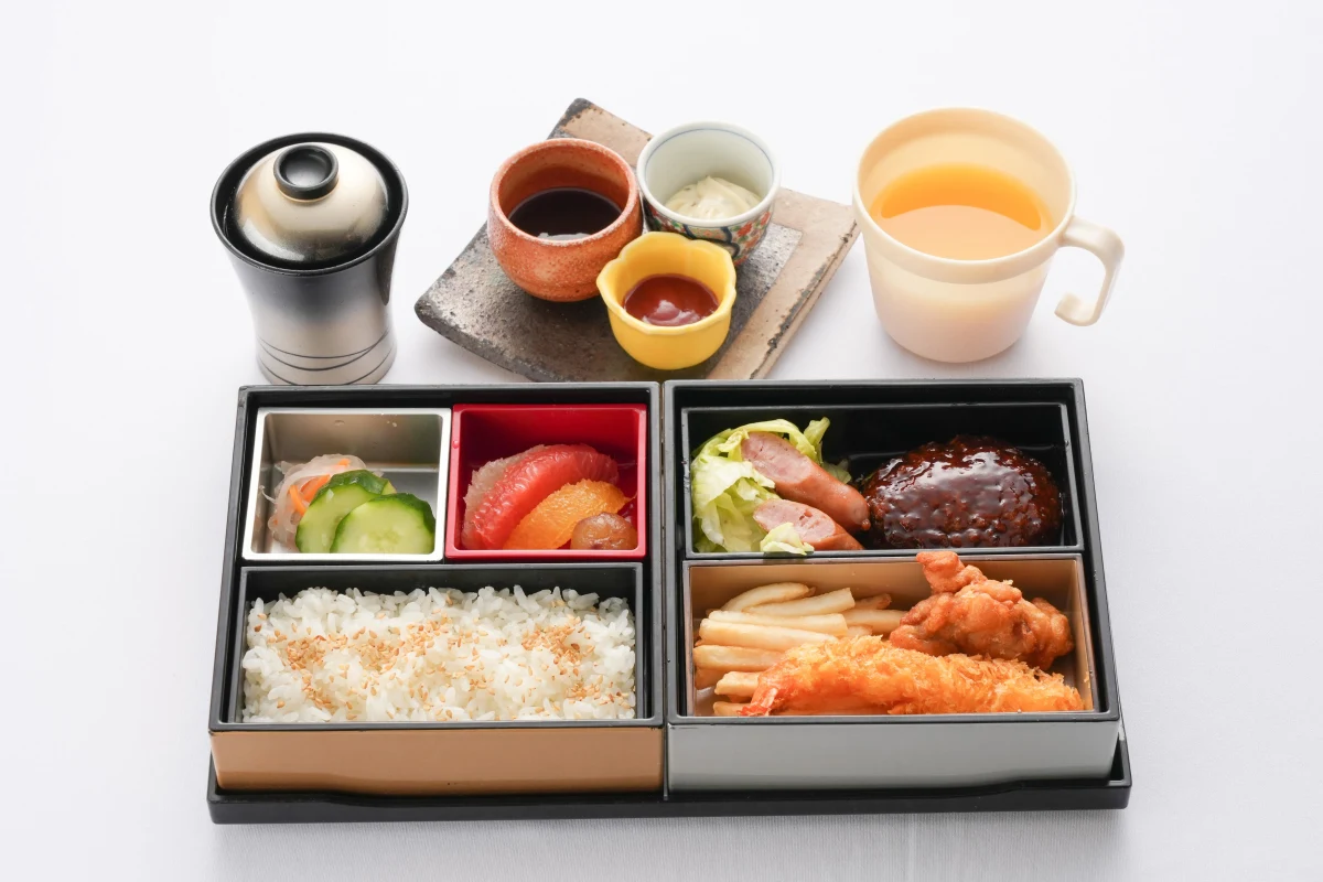 お子様お祝い膳＋懐石コース全7品＋乾杯スパークリング 15