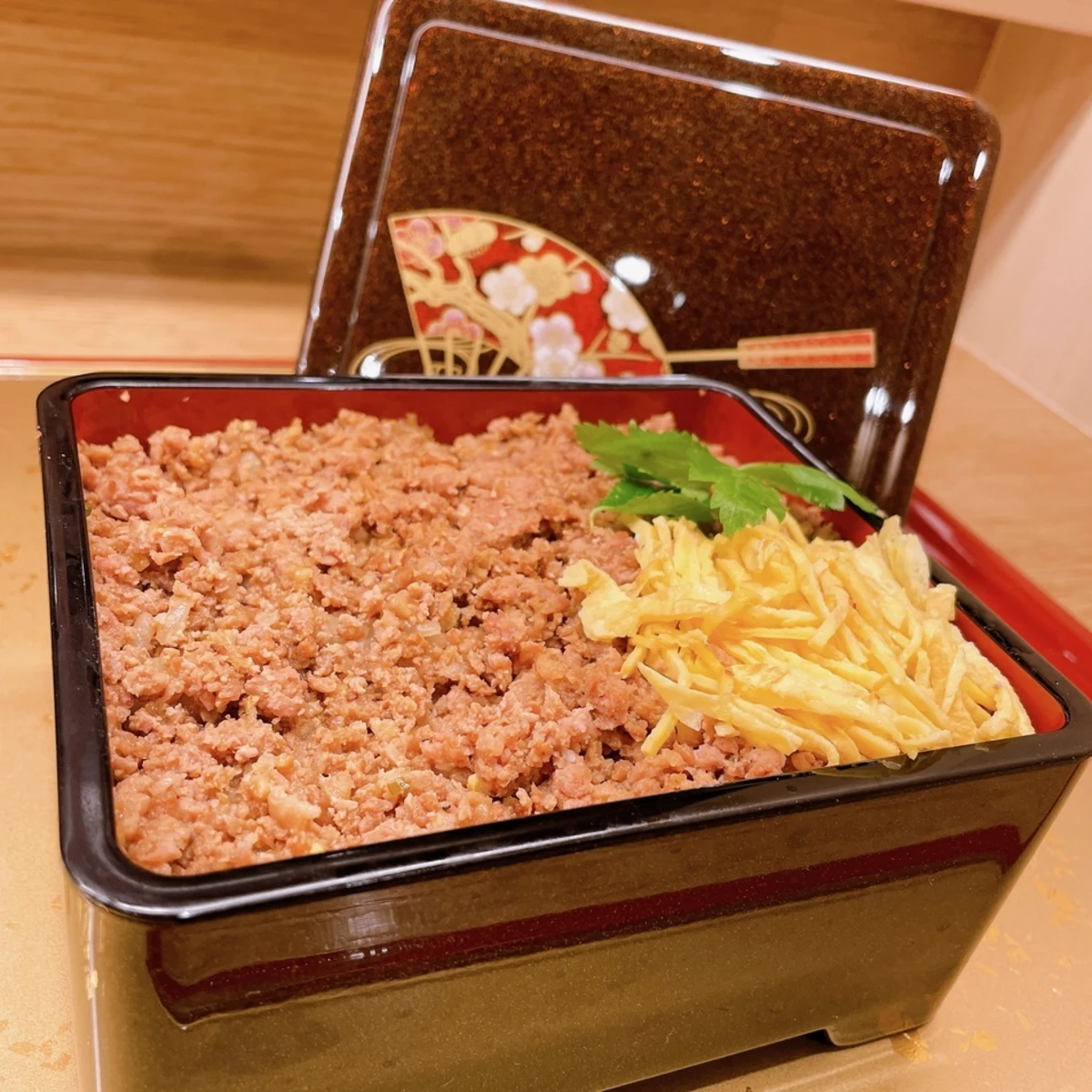 【最大4名・個室確約 アニバーサリープラン】料理長こだわりの比内地鶏料理フルコース全16品★完全個室のプライベート空間でお祝いに最適な和の贅沢を★田端駅から徒歩8分の大人の隠れ家的焼き鳥専門店 9