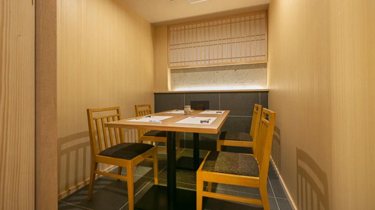 【個室確約 アニバーサリープラン】料理長こだわりの比内地鶏料理「フルコース」全16品★完全個室のプライベート空間でお祝いに最適な和の贅沢を★田端駅から徒歩8分の大人の隠れ家的焼き鳥専門店の写真 5