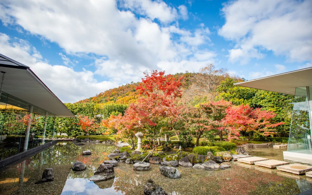 【アニバーサリーランチ】京の四季を感じる懐石コース+ホールケーキ★北山の美しい日本庭園望むダイニングで、記念日をお祝いの写真 3