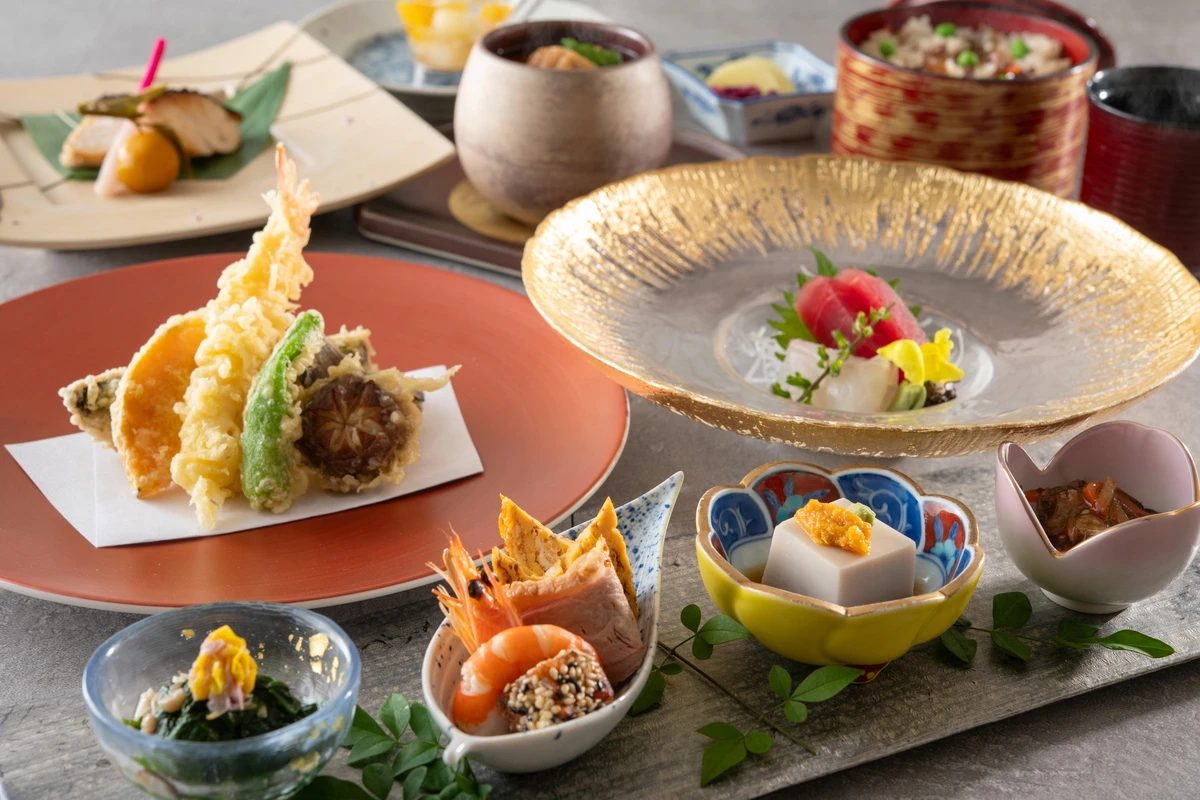豪華7品の和食会席でお祝い | 最大12名可【個室確約 お祝いプラン】和食会席全7品★アートホテル成田内レストランでライフイベントを華やかにお祝い★