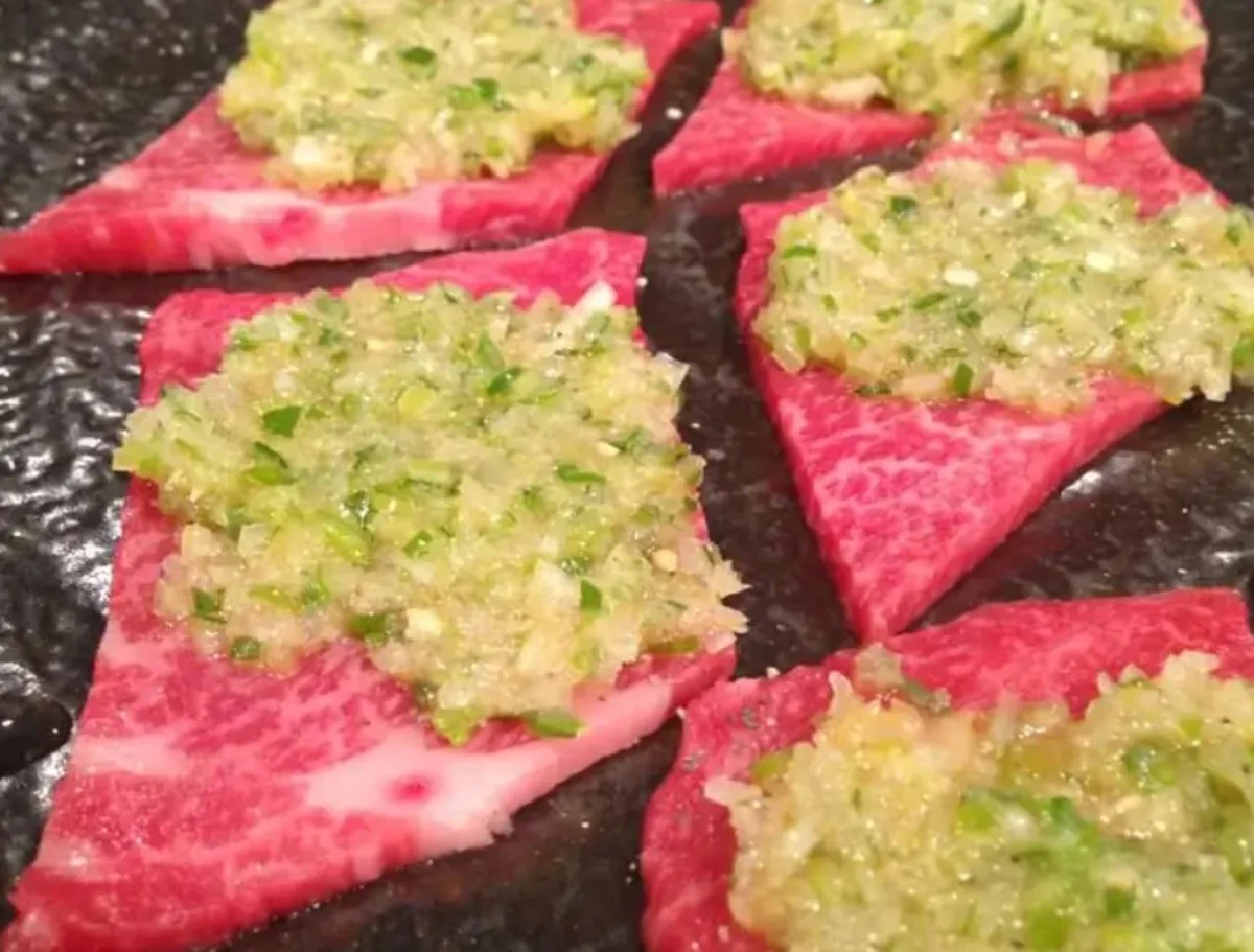 【焼肉おまかせ赤身コース】塩タン、ハラミなど全10品 4