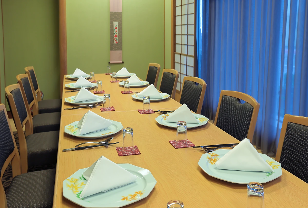 最大18名ご案内可【個室確約 / 結納・顔合わせプラン】慶事を華やかに彩る会席料理全9品＋デコレーションケーキ★ホテルグリーンタワー幕張でお二人の未来を祝福★の写真 3