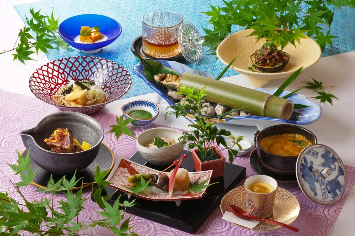 乾杯ドリンク付き★お昼のおまかせ懐石 3