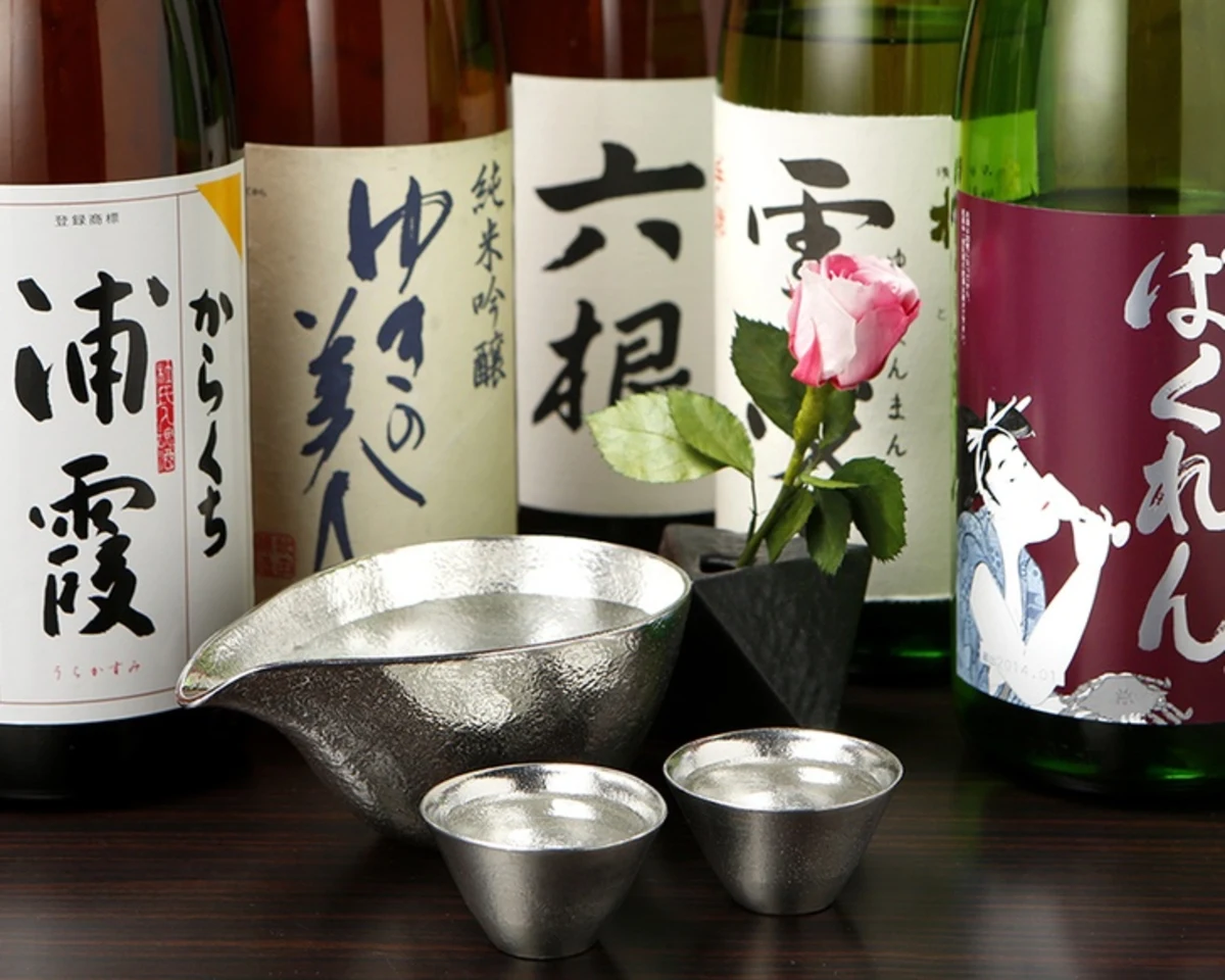 【Anny限定★最大8名様 / 接待・会食プラン】食にこだわるゲストの心を掴む至高の食体験★目黒の大人の隠れ家で本格江戸前鮨を堪能〜旬の美食に舌鼓★店主おまかせコース＋乾杯ドリンク〜目黒駅徒歩30秒の上質空間で祝う至福のひとときの写真 2