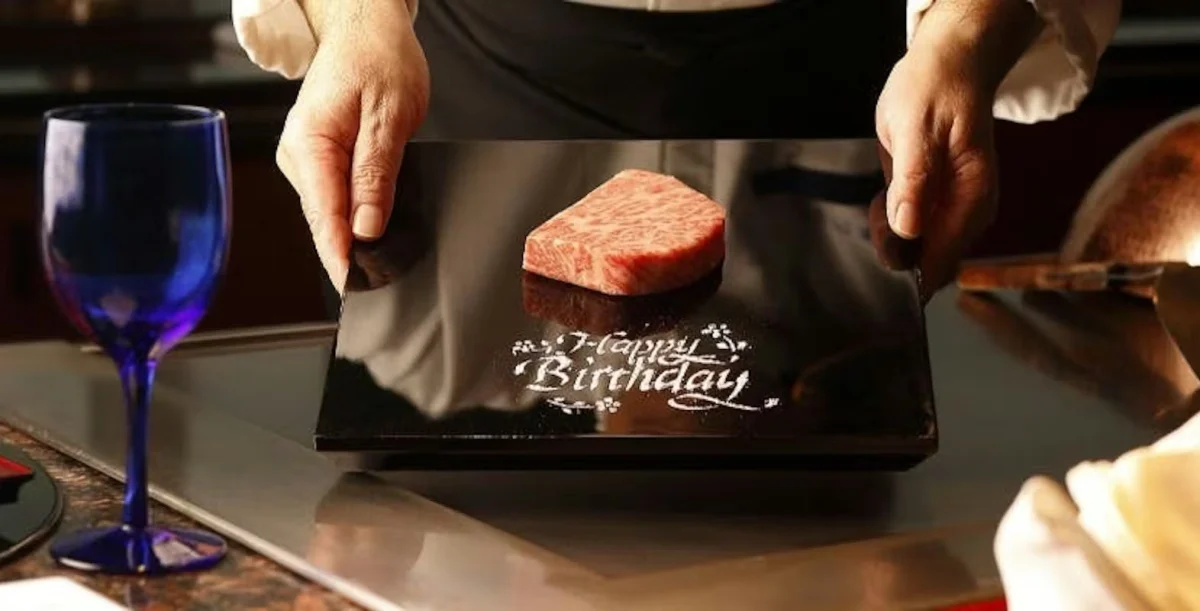2種類の特別バースデープレート