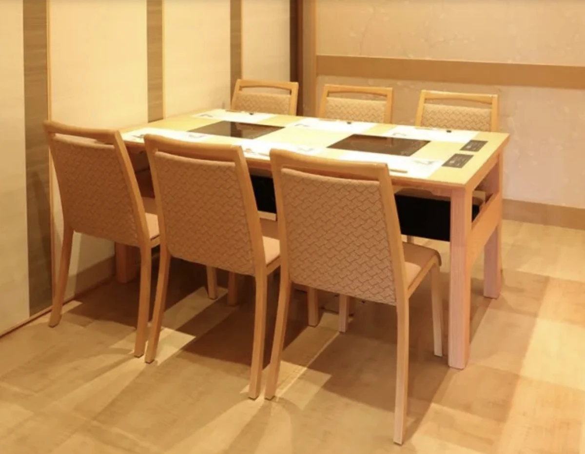 和の雅が漂う個室で心温まるご両家だけの時間を　 | 【最大30名/個室確約×結納･お顔合わせプラン】湯葉と豆腐の絶品お祝い懐石～寿～★名物湯葉を堪能★小牧の和の空間で楽しむ創作懐石