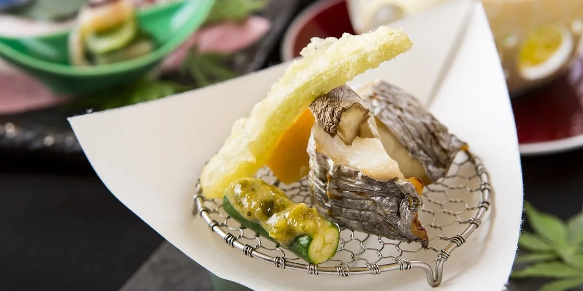 【個室選択可★アニバーサリーディナー】前菜、椀物、お魚料理、デザートなど含む贅沢懐石全8品〜本懐石コースC〜 2