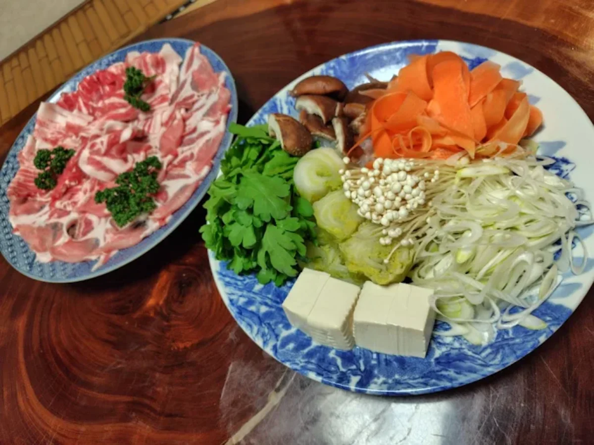 選べる2種のしゃぶしゃぶコースで特別な日を演出 | 【座敷・個室有／接待・会食プラン】黒毛和牛or諌美豚のしゃぶしゃぶコース★東諫早駅すぐ・格式ある空間で叶う、大切なお取引先との本格和会食