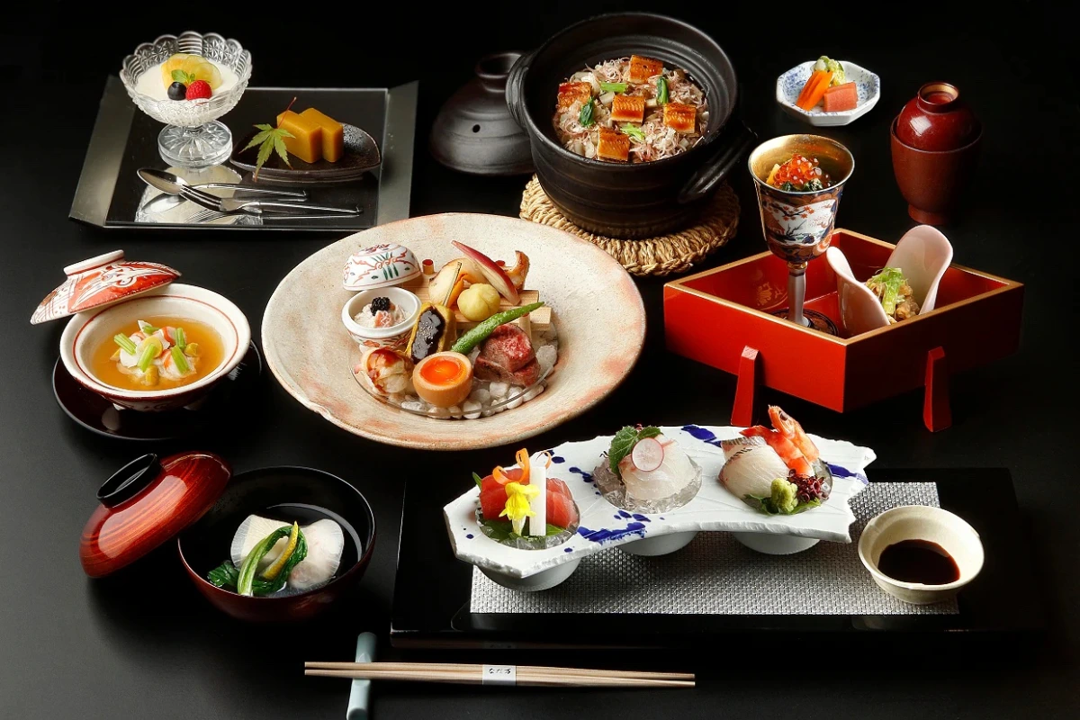 厳選食材を使用した2種の懐石料理