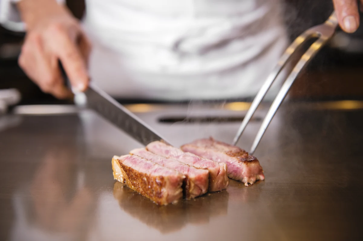 シェフ厳選贅沢ディナー鉄板焼き全11品＋特製メッセージ付きデザート＋乾杯用シャンパーニュ 5