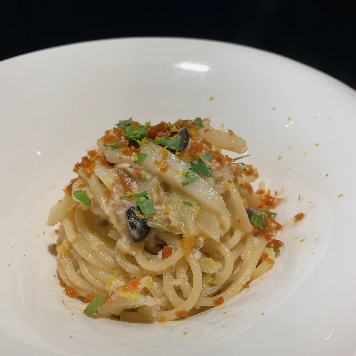 活オマールの釜揚げや糸島豚肩ロースの炭火焼き含むランチコース 7