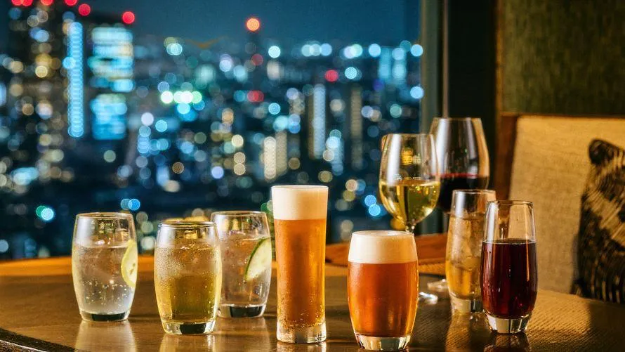 とっておきのご褒美時間★上質なドリンクをお食事に合わせて♪2時間のフリーフロー | 7月1日〜9月30日【地上130m・夜景を望む非日常空間★女子会・アニバーサリーディナープラン】心をほどく大人のための贅沢な時間〜天空LOUNGE★天空のサマービアガーデン (2時間制のフリーフロー付)★品川駅徒歩2分・品川プリンスホテル最上階