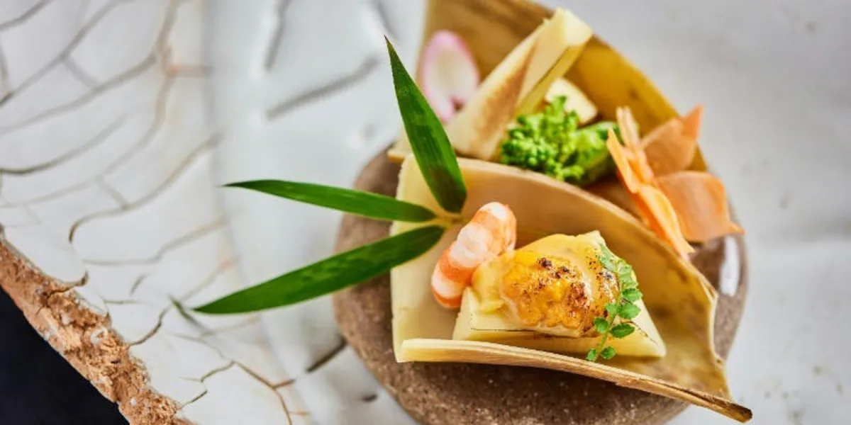 季節の一品がついた二段重ランチ 6