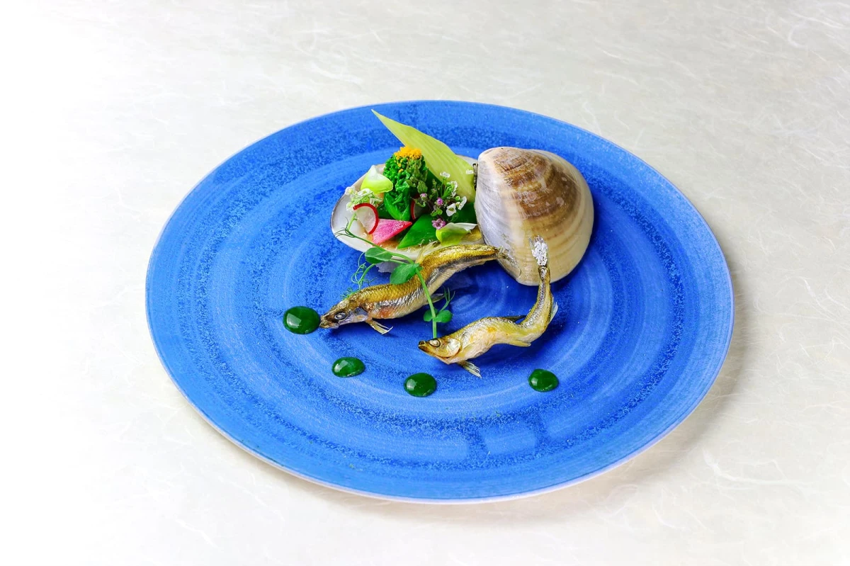 【最大8名様・個室確約 / 接待・会食ディナープラン】大人の隠れ家×大切なゲストの心を掴む感動の食体験★懐石コース全8品＋プレミアムフリードリンク★赤坂駅徒歩2分 料理