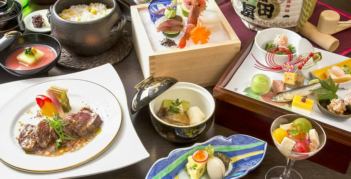 お食い初めを華やかに彩る、各種懐石に舌鼓 | 【昼限定 / 個室確約★お食い初めランチプラン】お食い初め膳のご用意可◎大人様は4種の懐石コースよりご選択ください★東京駅すぐ!和空間でお子様の健やかな成長を願う