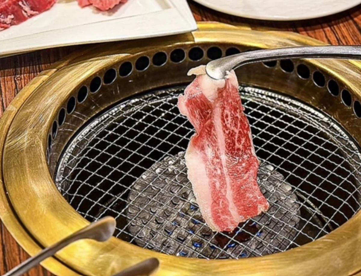 Anny限定【最大12名まで×お祝いディナー】厳選黒毛和牛×全17品焼肉ディナー★特製肉ケーキ×飲み放題付き★白島駅すぐの人気店で心温まるひとときを 料理