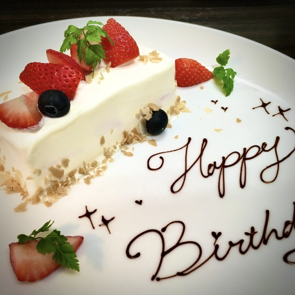 メッセージ付きホールケーキ