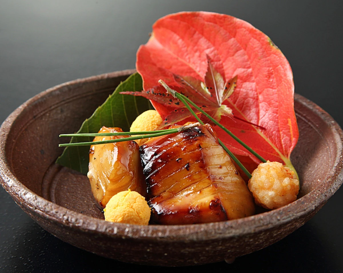 【個室確約★お祝いディナープラン】トマトすき焼き含む全6品+乾杯用スパークリングワイン★京橋駅直結の日本料理店でお祝い 4
