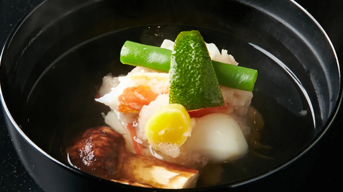 【個室確約★お祝いディナープラン】トマトすき焼き含む全6品+乾杯用スパークリングワイン★京橋駅直結の日本料理店でお祝い 2