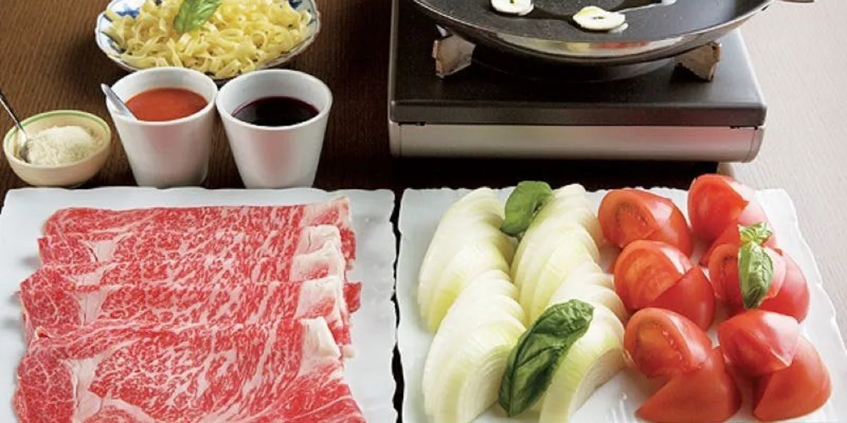 【最大10名×個室確約★お祝いディナープラン】トマトすき焼き含む全6品+乾杯用スパークリングワイン★京橋駅直結の日本料理店でおもてなしの写真 5