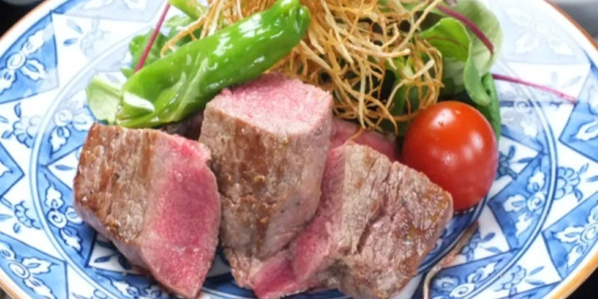 【個室確約★接待・会食プラン】トマトすき焼き含む全6品+乾杯用スパークリングワイン★京橋駅直結の日本料理店でおもてなしの写真 5