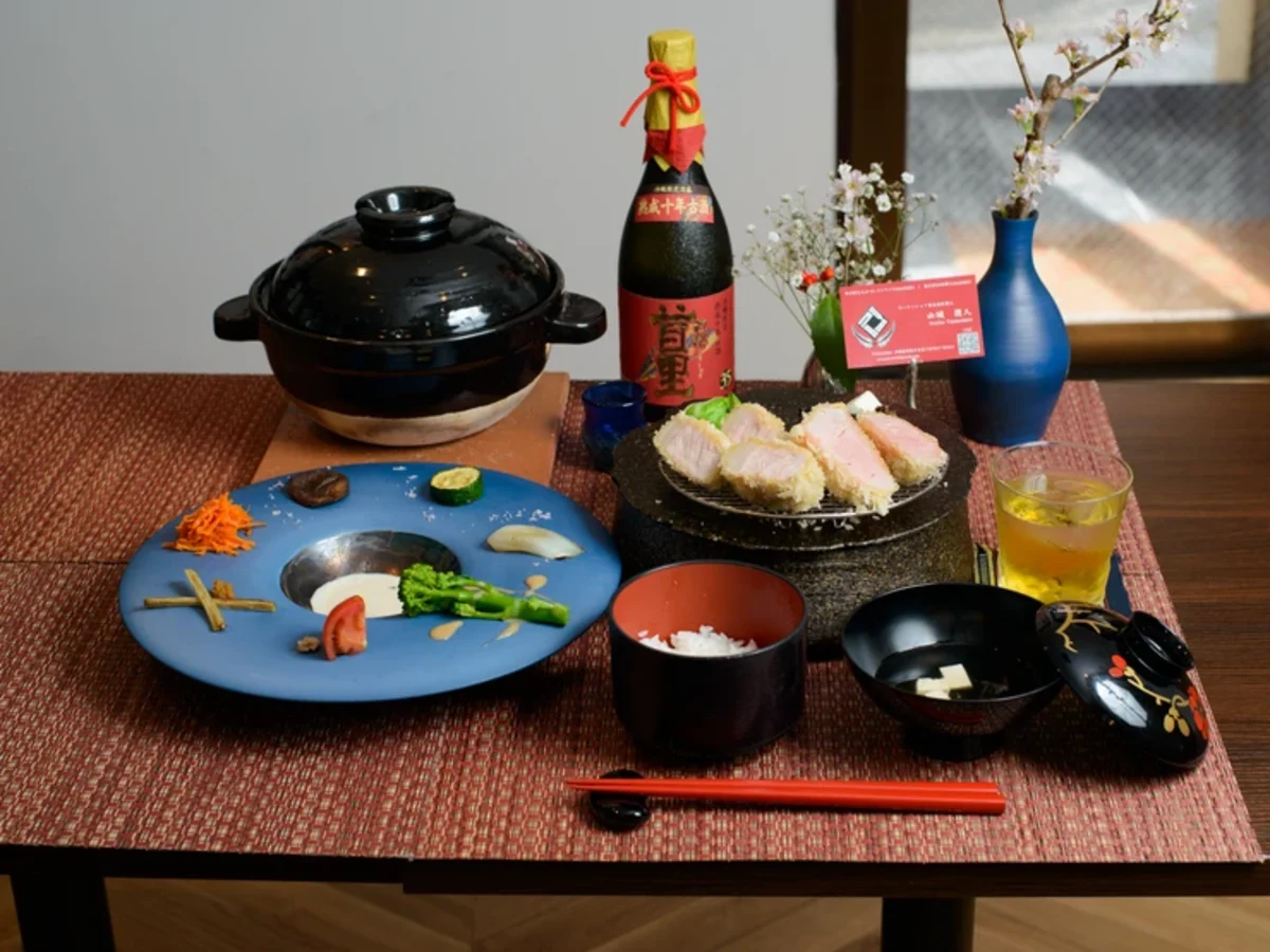 ［Annyオリジナルプラン］乾杯ドリンク、メッセージ入りデザートプレート付★沖縄の味を楽しむ特別ディナーコース★ 2