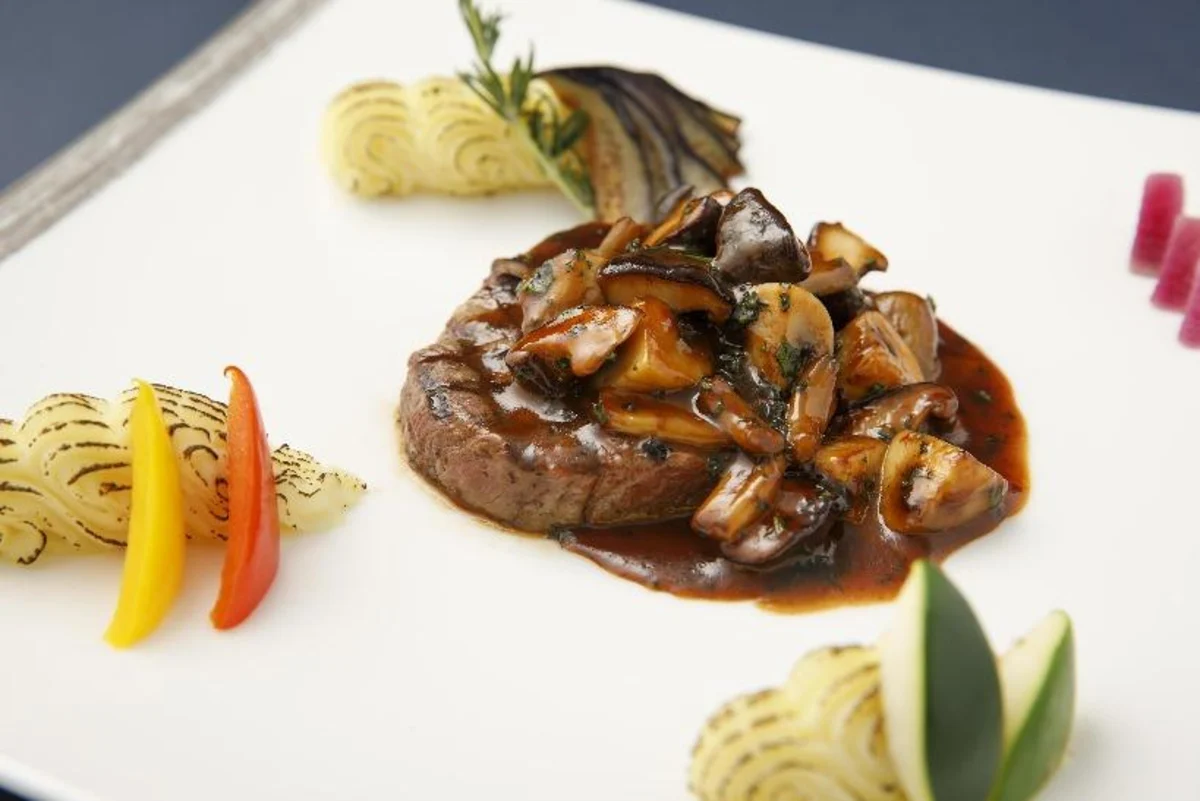 【ホテル内個室確約★結納・顔合わせプラン】魚と肉のWメイン！フレンチフルコース★名古屋の絶景を見下ろしながら美食を堪能 料理