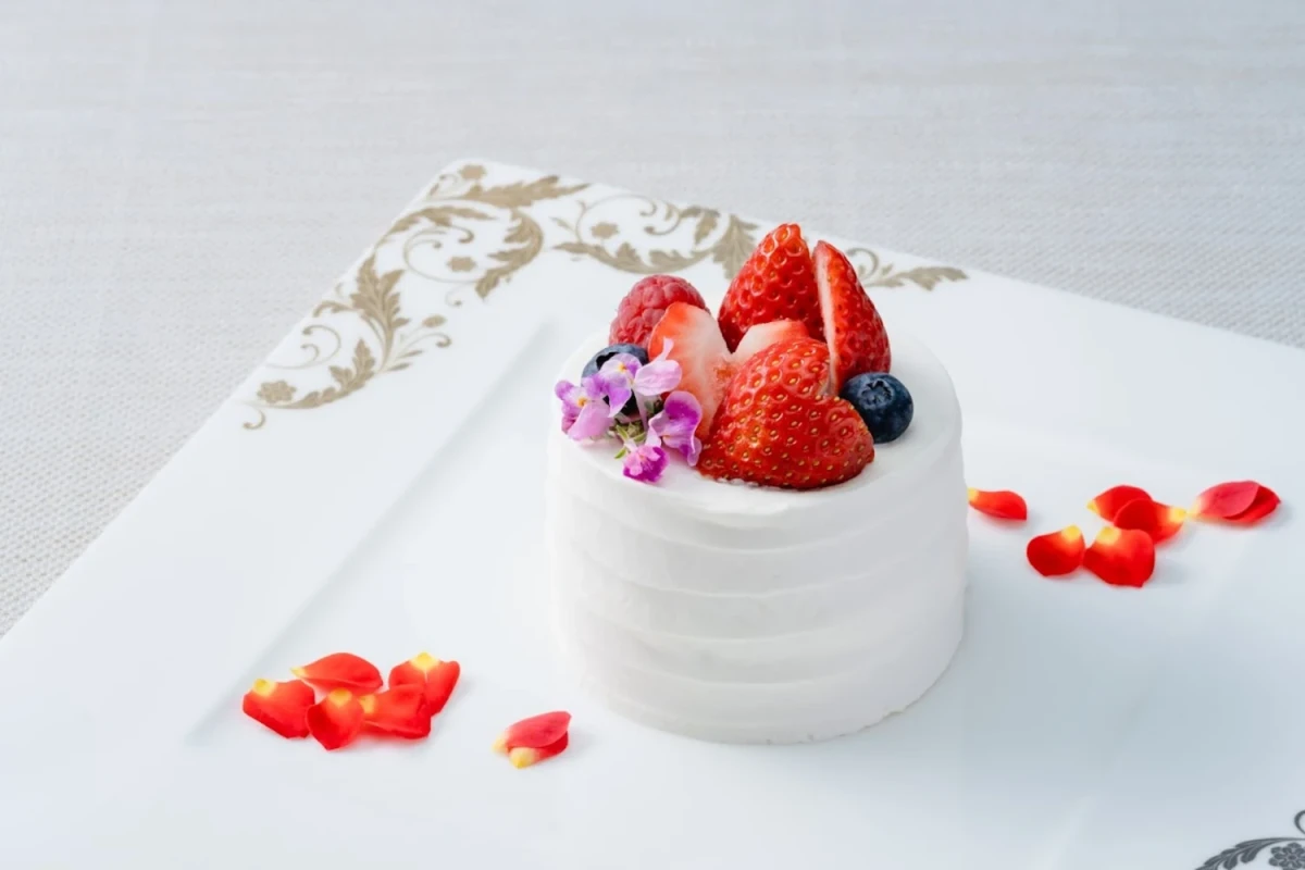 メッセージ付きホールケーキ