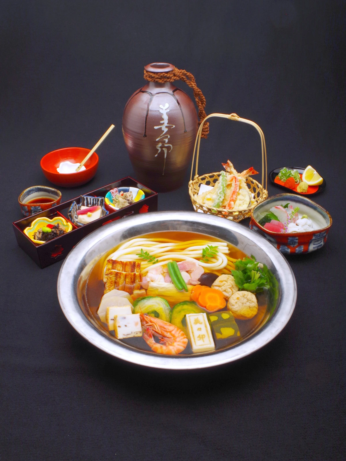 【個室確約・アニバーサリープラン】うどんすきがメインの全5品+乾杯ドリンク★堺の歴史ある日本料理店で過ごす特別なひとときの写真 4