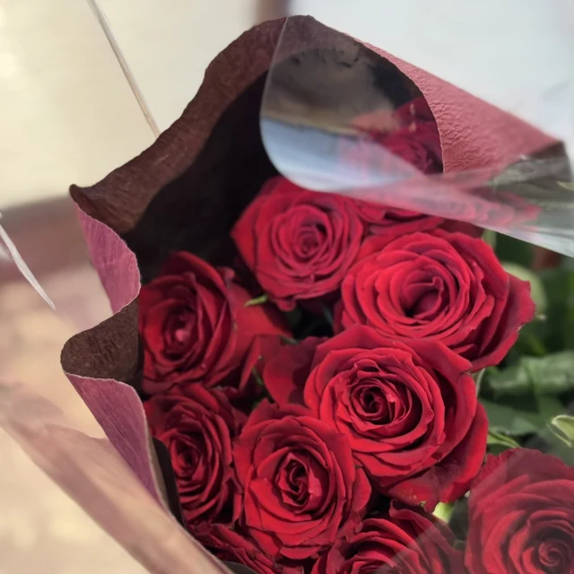 期間限定：薔薇の花束1本～