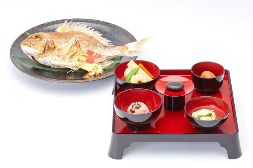 お食い初めの儀式に欠かせないお祝い膳〜焼き鯛付き★お食い初め膳の追加可能 | 【4〜14名様 / 個室確約*お食い初めプラン】シルクのような名物湯葉と豆腐の贅沢お祝い懐石〜小さなお子様連れでも安心◎新小岩駅徒歩1分・和モダン個室で心安らぐお祝いのひとときを
