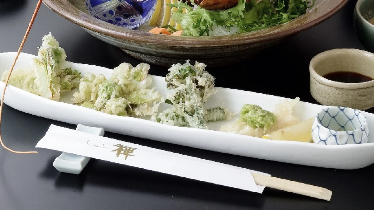 【個室確約★アニバーサリープラン】大切な方に贈る至高の食体験〜伊勢海老造りと絶品しゃぶしゃぶを含む贅沢なコース＋乾杯ドリンク〜天神駅徒歩2分の大人の隠れ家で楽しむ、とっておきの記念日デートの写真 4