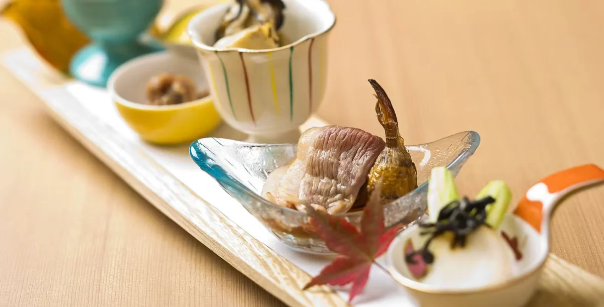 山陰から仕入れた食材を使った会席コース全6品　