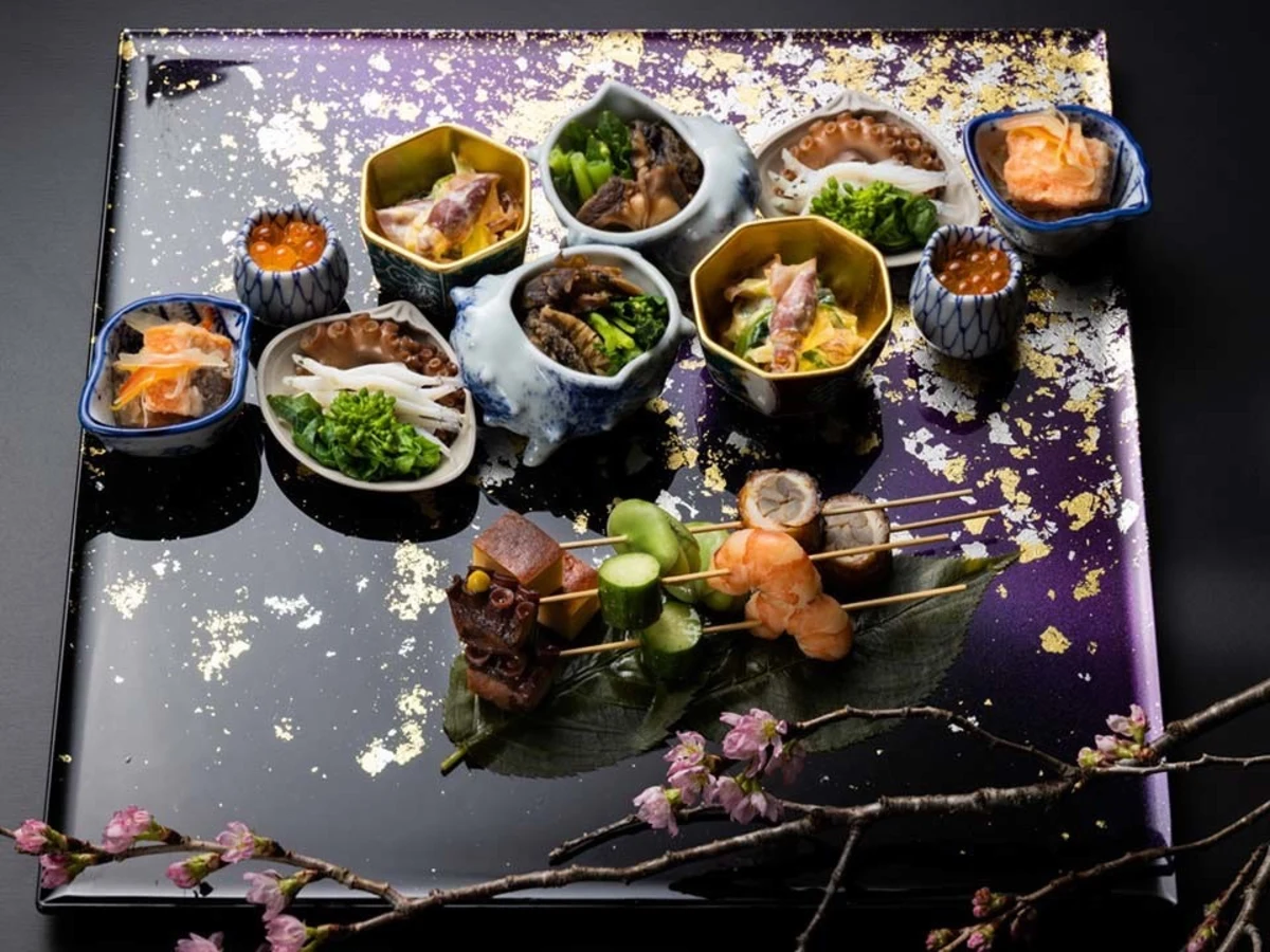 【憧れのチャペル貸切★個室確約×プロポーズディナー】大切な方に贈る極上の食体験★料理長おまかせ特別会席+120分飲み放題〜数寄屋造りの洗練空間★ホテルモントレ ラ・スール大阪の写真 3