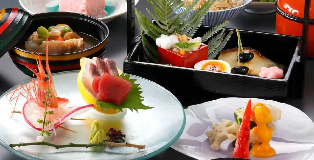 5～12名様【個室確約 / 結納・顔合わせランチ】豪華加賀懐石料理［寿］全10品＋2ドリンク＋加賀の銘菓「紫雲石 4個入」付き★横浜ベイホテル東急で家族の絆を深めるの写真 2