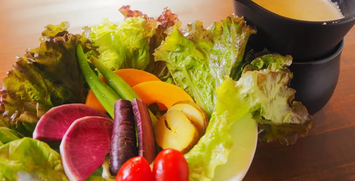【Anny限定】アトベ式熟成肉を味わう★和牛ステーキサンドや名物の牛のタルタル含む、熟成肉堪能ディナー全8品＋メッセージ付きプレート 3