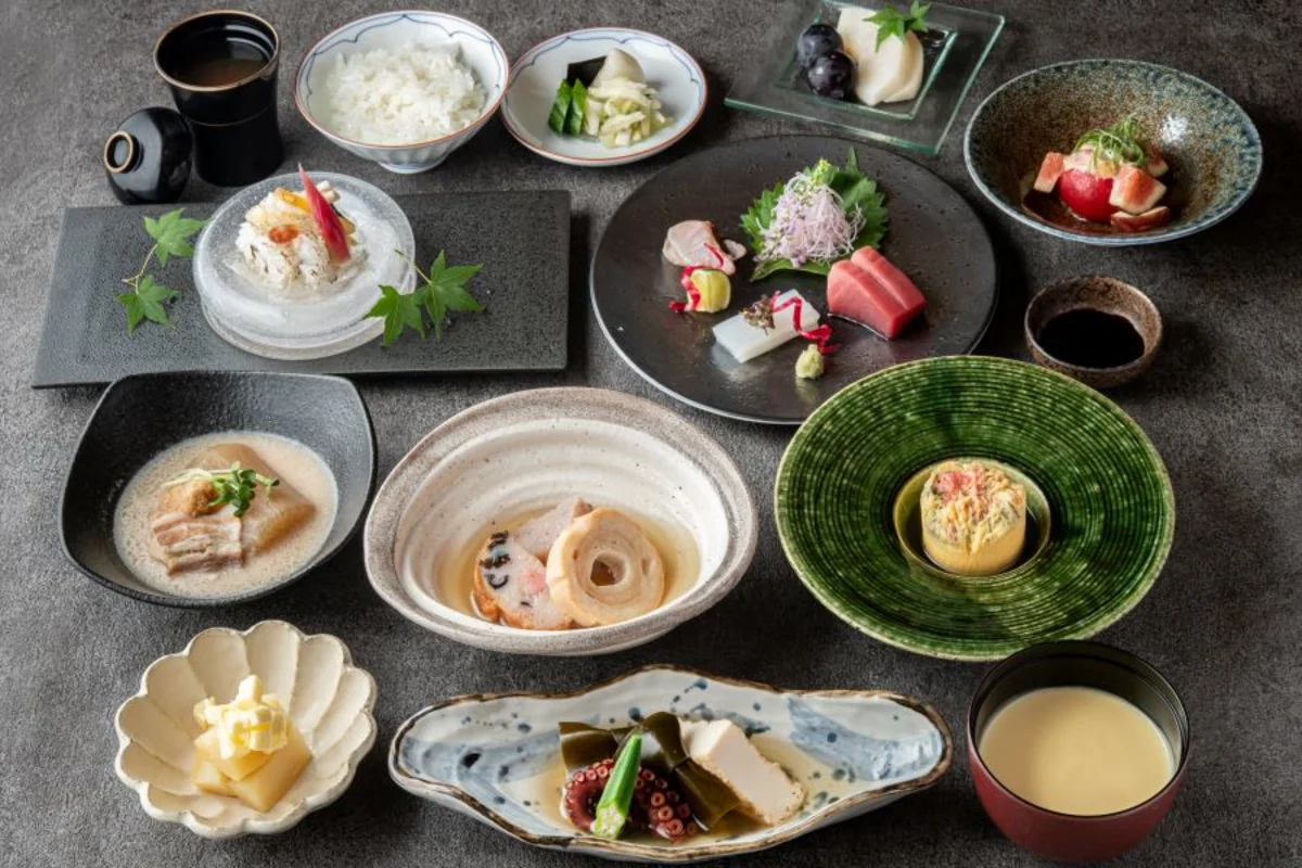 堺の名店「たこ吉」の味を心斎橋で堪能！特別な日の創作おでんコース | 【個室確約★還暦・長寿祝いプラン】おでんや土鍋ご飯など創作おでん会席全11品★心斎橋の上品な和の空間でお祝い