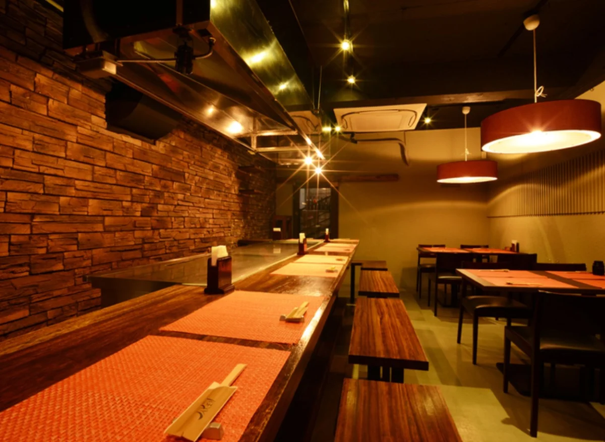 【最大10名×お祝いプラン】最高級黒毛和牛×フォアグラを堪能する極上鉄板焼きディナー＆メッセージ付きプレートのご用意可★池袋の隠れ家で特別な時間をの写真 2