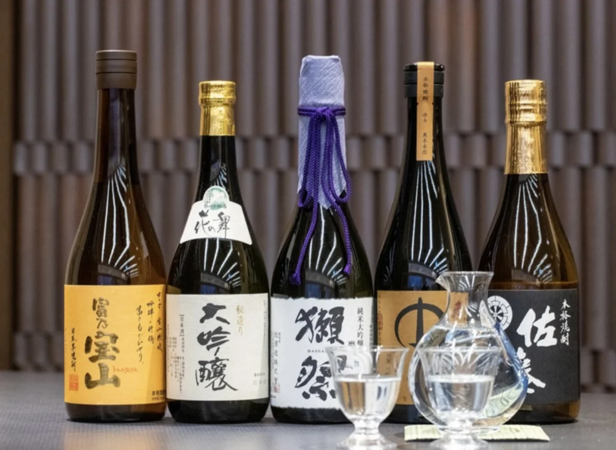 料理と地酒の絶妙なハーモニー | 【最大12名 個室確約×接待プラン】本格和食を楽しむ豪華ディナーコース★浜松駅徒歩3分の好立地で大切な方を和心でおもてなし