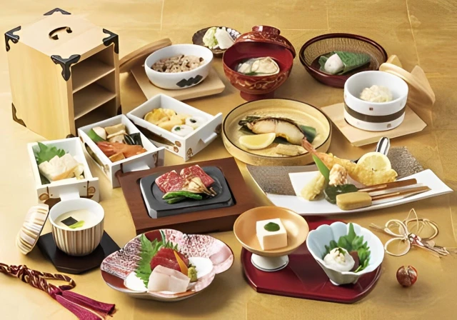 季節の恵みを味わう創作懐石コース