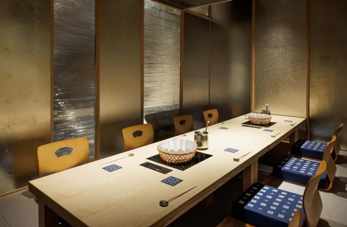 【お食い初めプラン】名物「出汁しゃぶ」を個別鍋で味わうお祝い会席「百福」★梅田駅すぐの和空間でお子様の生後100日を祝いの写真 2