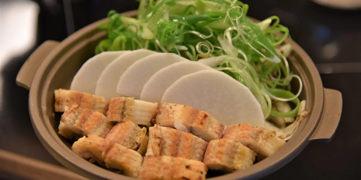 慶事にふさわしい“うなぎ”も味わえる絶品コース | 【個室確約 / 結納・顔合わせプラン】うなぎ小鍋や手打ち蕎麦ディナコース全６品＋乾杯ドリンク★三千院や寂光院が佇む京都大原でお祝い★