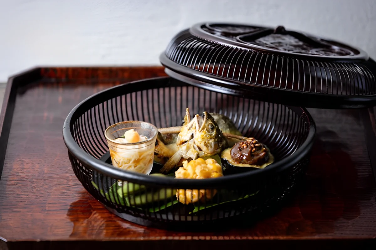 祝膳～和の趣で彩る季節のコース～（全7〜8品）　￥12,100/名 2