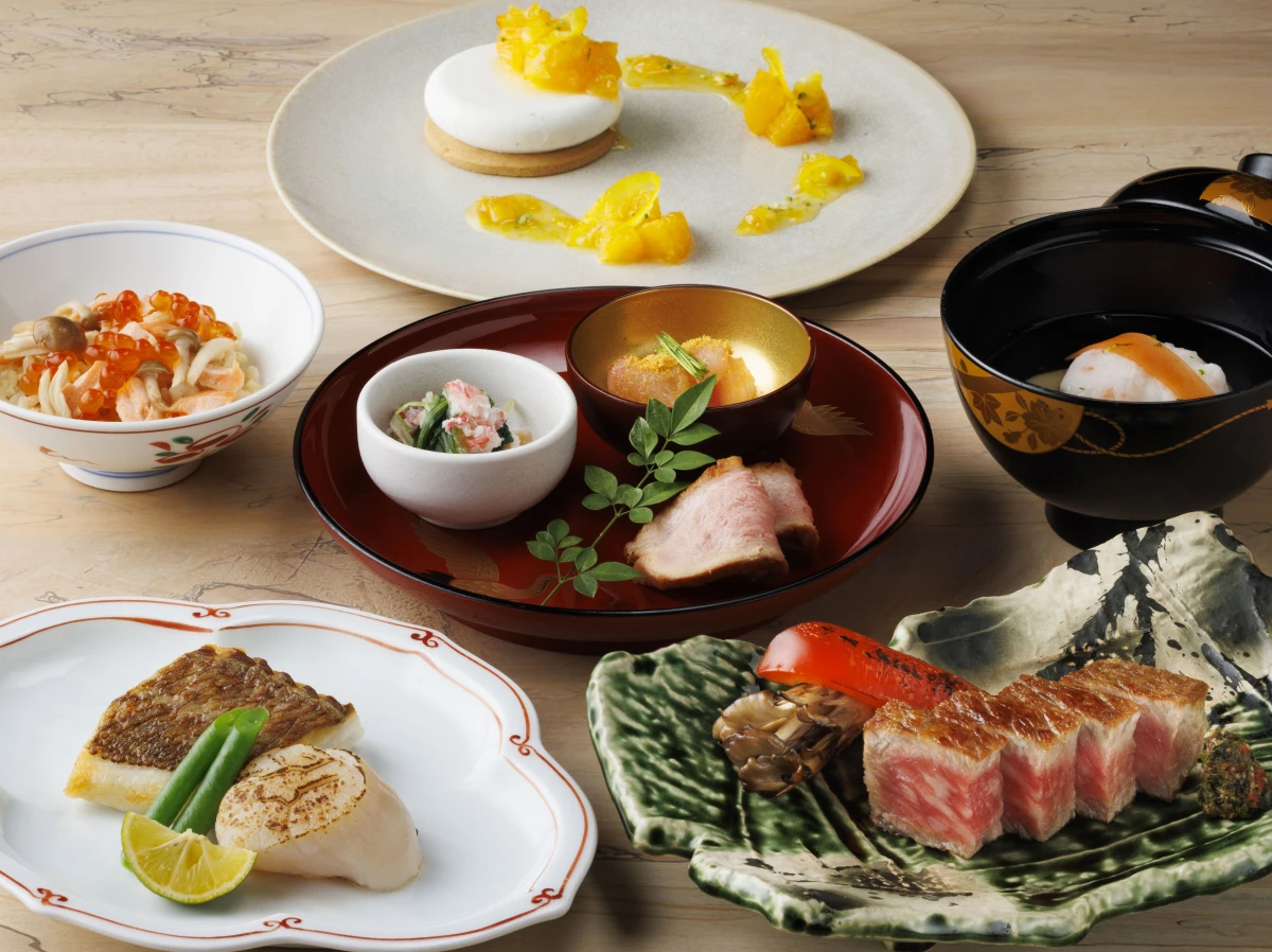 沖縄の魅力を詰め込んだ特別なフルコース | Anny限定【6～20名様☆絶景が広がる個室または半個室確約 結納プラン】沖縄の味覚を味わう和洋折衷フルコース＋乾杯ドリンク・フリードリンク付き★司会進行・結納品9品付き★眺望のいい会場で結納★那覇市内パーキング有